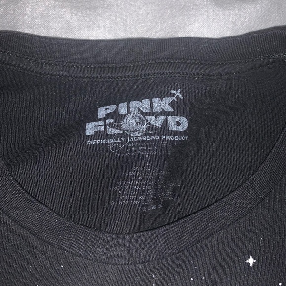 ⭐️PRICE FIRM⭐️ Vintage Pink Floyd T-shirt-Unisex - Picture 3 of 4